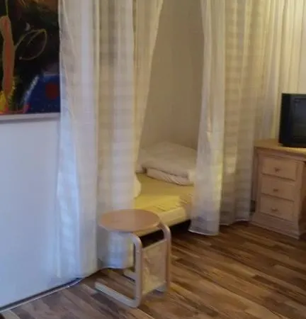 Easy-bedsit 1