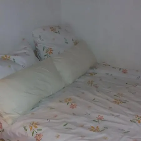 Easy-bedsit 1 Apartment *